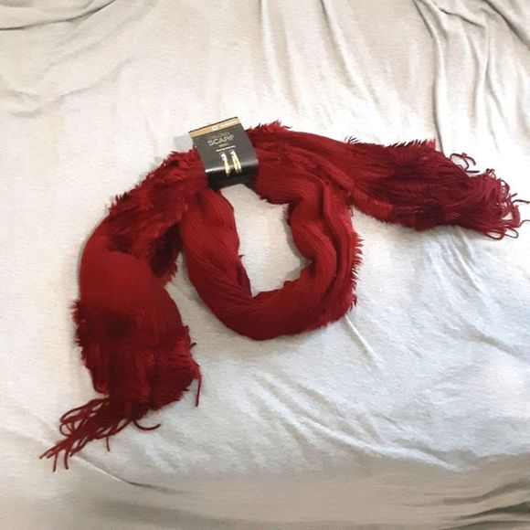 NWT red marroon scarf still in package - Picture 1 of 3